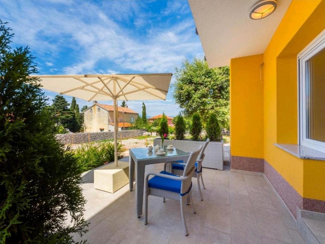 Adriatico Apartman Omišalj Kültér fotó