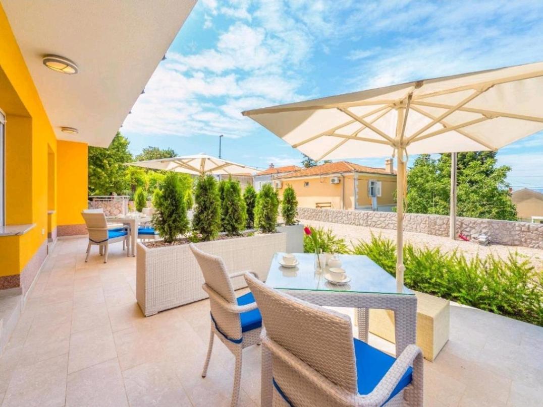 Adriatico Apartman Omišalj Kültér fotó