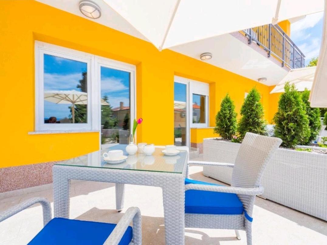 Adriatico Apartman Omišalj Kültér fotó