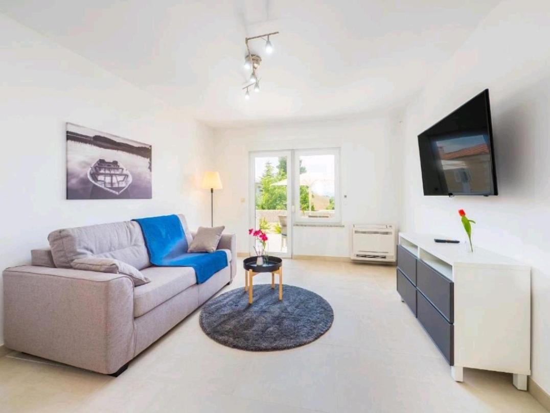 Adriatico Apartman Omišalj Kültér fotó