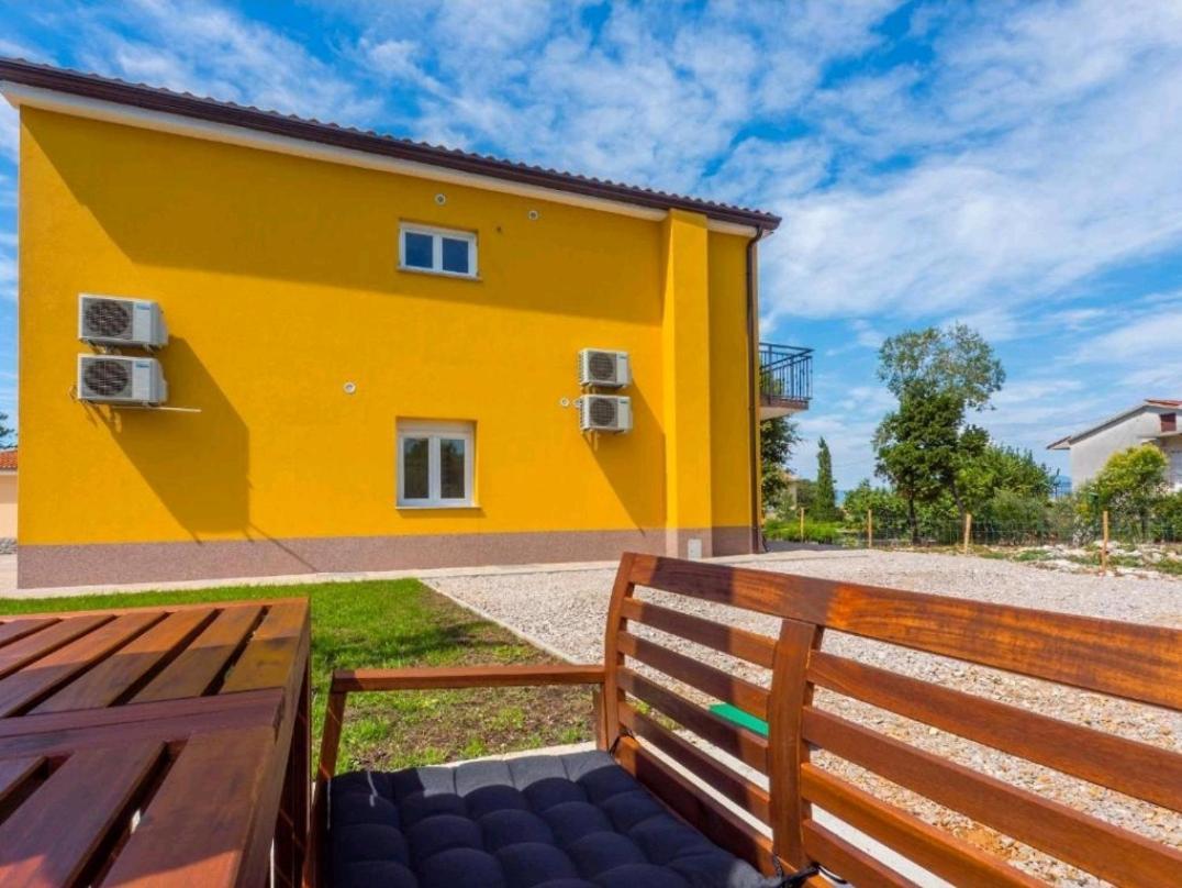 Adriatico Apartman Omišalj Kültér fotó