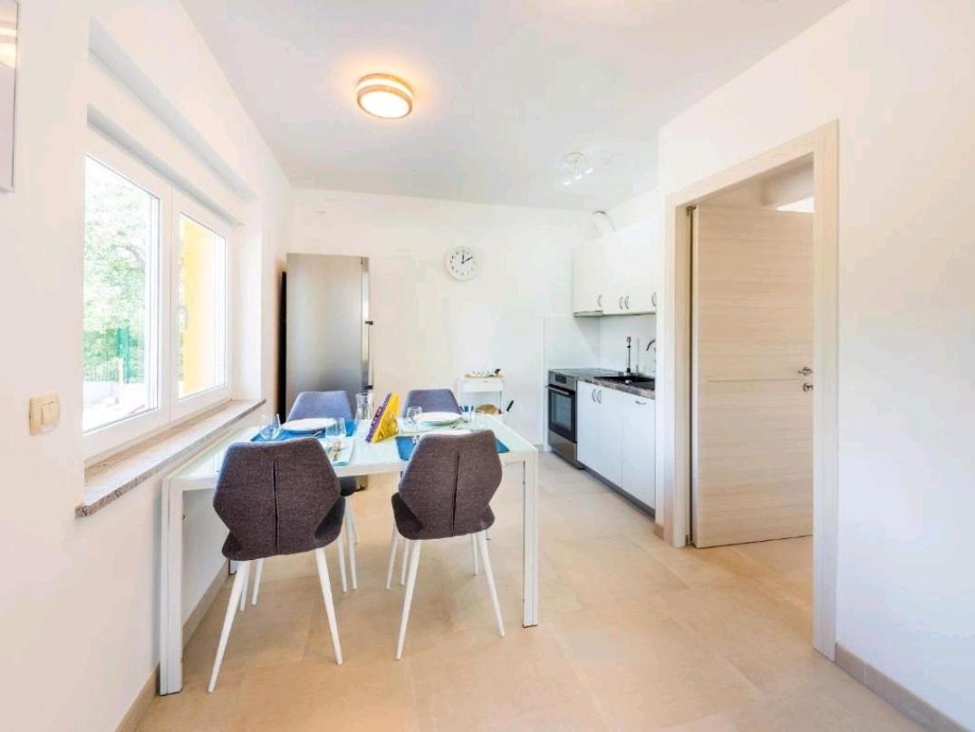 Adriatico Apartman Omišalj Kültér fotó